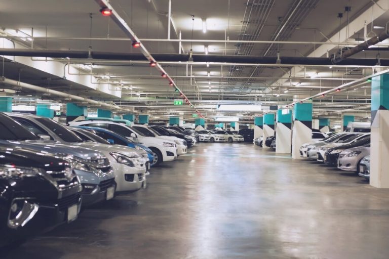 7 Commercial Parking Lot Security Tips To Reduce Risks